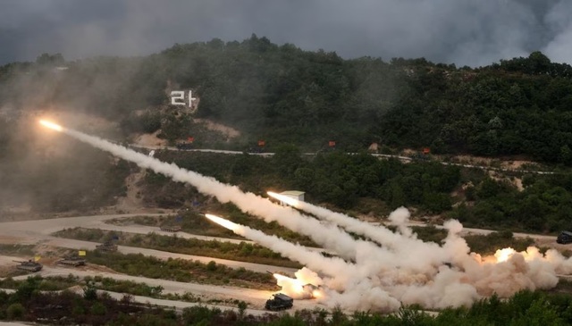Hàn Quốc vạch ra kế hoạch nâng cao khả năng đối phó tên lửa Triều Tiên - Ảnh 1.
