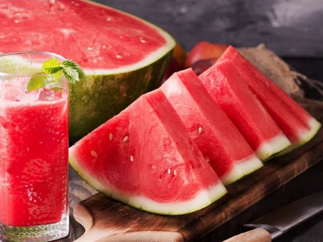 Loại trái cây nào dù ngon bổ nhưng cần tránh ăn gần giờ ngủ ? - Ảnh 1. Loại trái cây nào dù ngon bổ nhưng cần tránh ăn gần giờ ngủ ? - Ảnh 1.