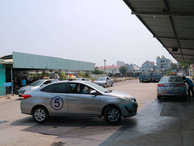 Nhiều người học bằng lái ô tô kêu cứu...: Phải chờ đến bao giờ? - Ảnh 2. Nhiều người học bằng lái ô tô kêu cứu...: Phải chờ đến bao giờ? - Ảnh 2.
