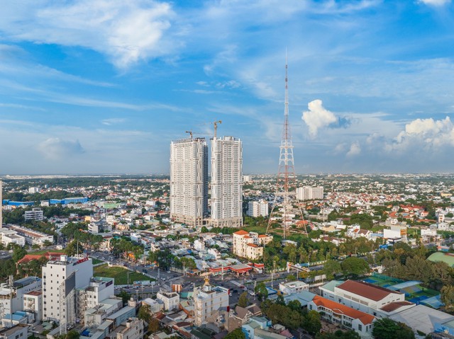 Căn hộ tại các đô thị vệ tinh của TP.HCM vẫn chứng minh hấp lực khi có tầm giá từ 2-4 tỉ đồng, đầy đủ tiện ích, dễ dàng kết nối với trung tâm Căn hộ tại các đô thị vệ tinh của TP.HCM vẫn chứng minh hấp lực khi có tầm giá từ 2-4 tỉ đồng, đầy đủ tiện ích, dễ dàng kết nối với trung tâm