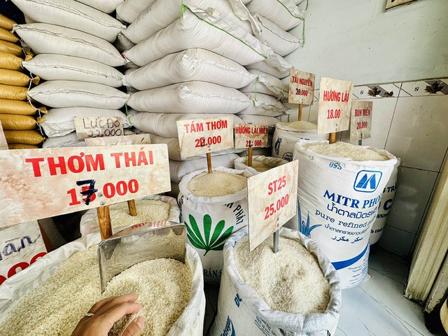 Gạo nội địa tăng theo giá xuất khẩu - Ảnh 1. Gạo nội địa tăng theo giá xuất khẩu - Ảnh 1.