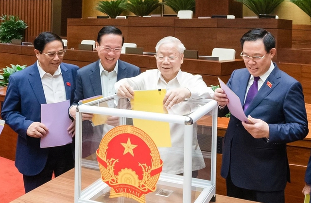 Kết quả lấy phiếu tín nhiệm được sử dụng làm gì? - Ảnh 1. Kết quả lấy phiếu tín nhiệm được sử dụng làm gì? - Ảnh 1.