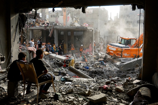 Dồn dập diễn biến mới trong xung đột Hamas-Israel, thủ lĩnh Hezbollah, Hamas gặp nhau - Ảnh 1. Dồn dập diễn biến mới trong xung đột Hamas-Israel, thủ lĩnh Hezbollah, Hamas gặp nhau - Ảnh 1.