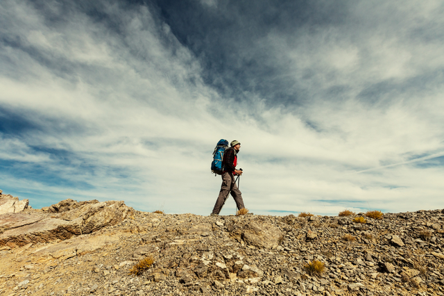 Trekking ngắm nhìn vườn quốc gia Yellowstone, Mỹ  - Ảnh 3.