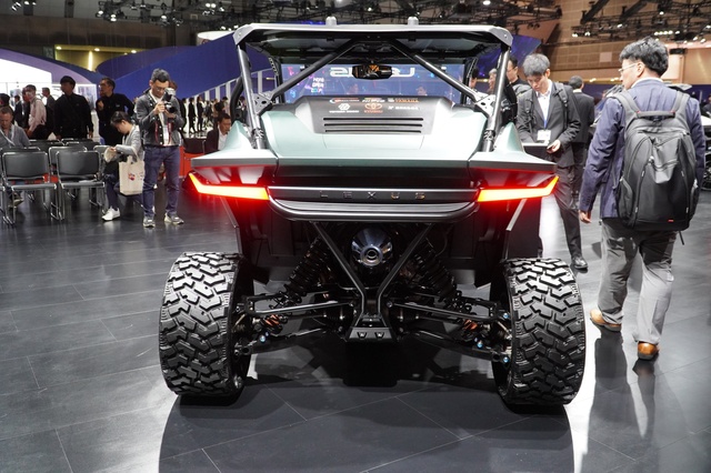 Lexus ROV - xe địa hình cho 'dân chơi' hạng sang   - Ảnh 2.