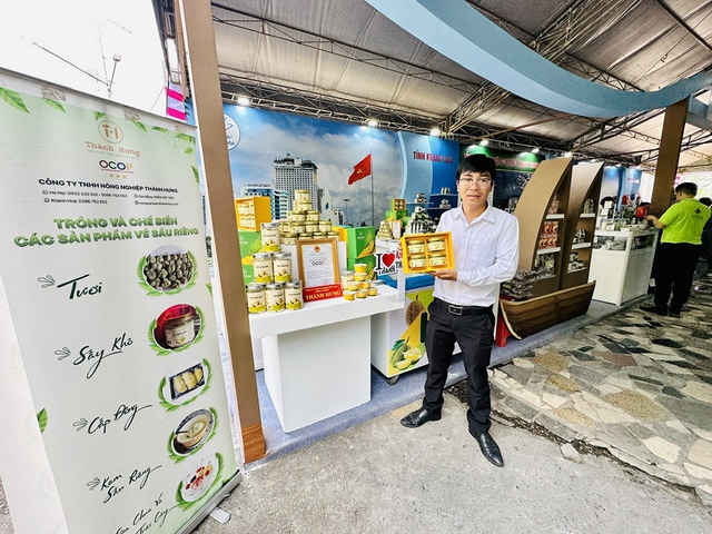 Đặc sản vùng miền cùng về TP.HCM trẩy hội - Ảnh 2. Đặc sản vùng miền cùng về TP.HCM trẩy hội - Ảnh 2.