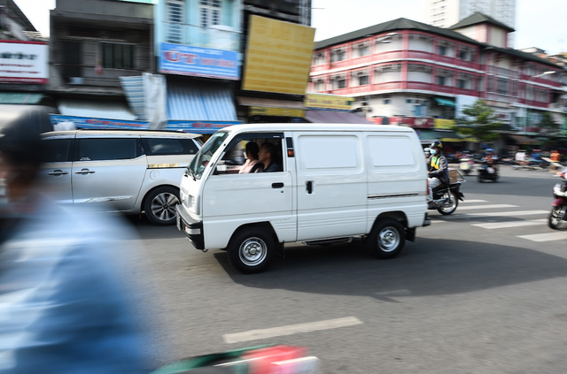 Blind Van: Bí quyết tăng lợi nhuận cho người kinh doanh vận tải mùa cuối năm - Ảnh 1. Blind Van: Bí quyết tăng lợi nhuận cho người kinh doanh vận tải mùa cuối năm - Ảnh 1.
