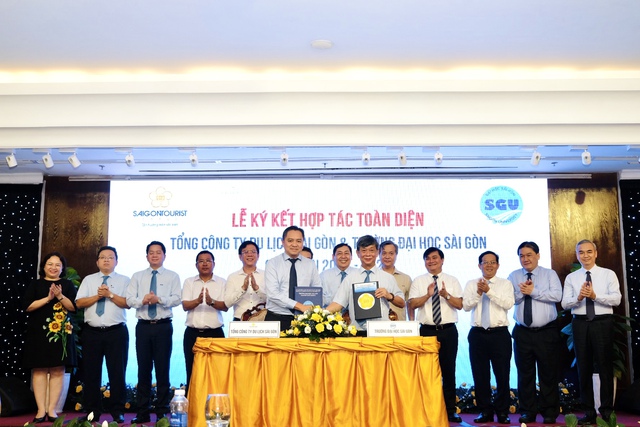 Saigontourist Group và Trường ĐH Sài Gòn ký hợp tác toàn diện phát triển du lịch - Ảnh 2.