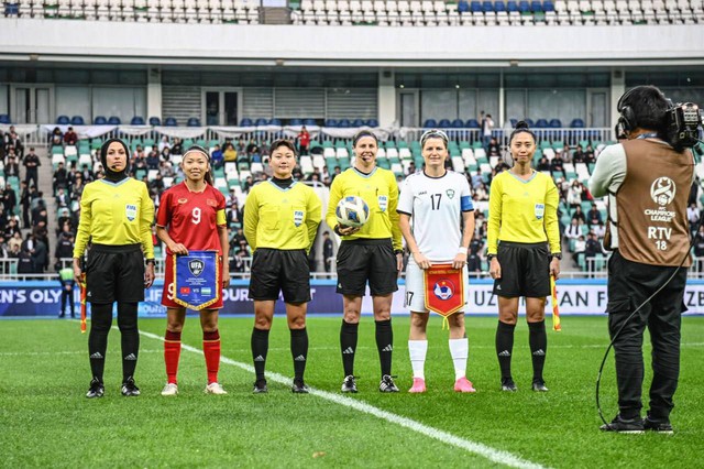 Thất bại trước Uzbekistan là lời cảnh báo với đội tuyển nữ Việt Nam - Ảnh 3.