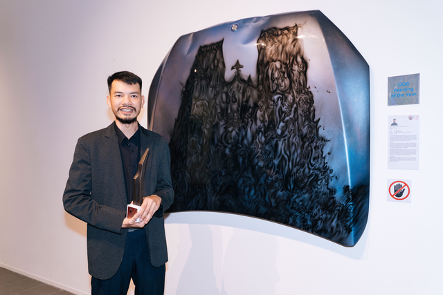 Trịnh Minh Tiến đoạt giải ‘UOB Painting of the Year’ năm đầu tiên tại Việt Nam - Ảnh 1.