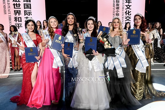 Nông Thúy Hằng giành á hậu 2 tại cuộc thi Hoa hậu Hữu nghị Quốc tế - Ảnh 1.
