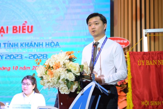 Hội Sinh viên Việt Nam tỉnh Khánh Hòa  cần đẩy mạnh tình yêu biển đảo quê hương - Ảnh 2.