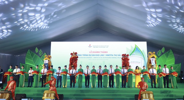Khánh thành công trình kho LNG hiện đại nhất Việt Nam - Ảnh 1.