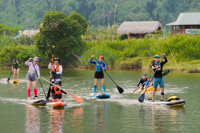 Saigontourist Group đồng tổ chức giải đua Ba Bể Adventure Race 2023 - Ảnh 1.