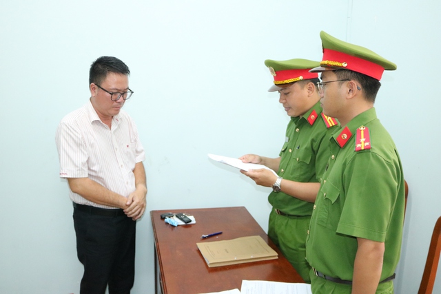 Giả ‘cò đất’ để lừa đảo chiếm đoạt tài sản hơn 9 tỉ đồng - Ảnh 1. Giả ‘cò đất’ để lừa đảo chiếm đoạt tài sản hơn 9 tỉ đồng - Ảnh 1.