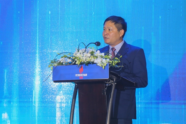 Công ty CP lọc hóa dầu Bình Sơn ở mức 'BB' với 'triển vọng tích cực' - Ảnh 2. Công ty CP lọc hóa dầu Bình Sơn ở mức 'BB' với 'triển vọng tích cực' - Ảnh 2.