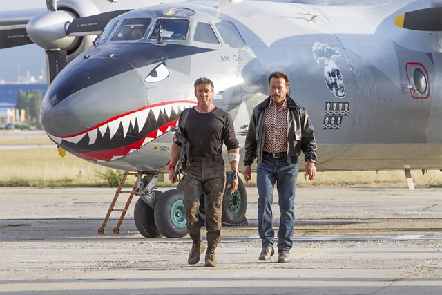 Arnold Schwarzenegger thừa nhận luôn cạnh tranh với Sylvester Stallone - Ảnh 2. Arnold Schwarzenegger thừa nhận luôn cạnh tranh với Sylvester Stallone - Ảnh 2.