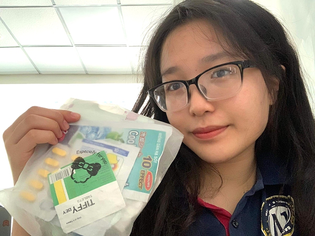 Lý do nhiều người trẻ mang theo thuốc, bánh, sữa khi ra đường - Ảnh 2. Lý do nhiều người trẻ mang theo thuốc, bánh, sữa khi ra đường - Ảnh 2.