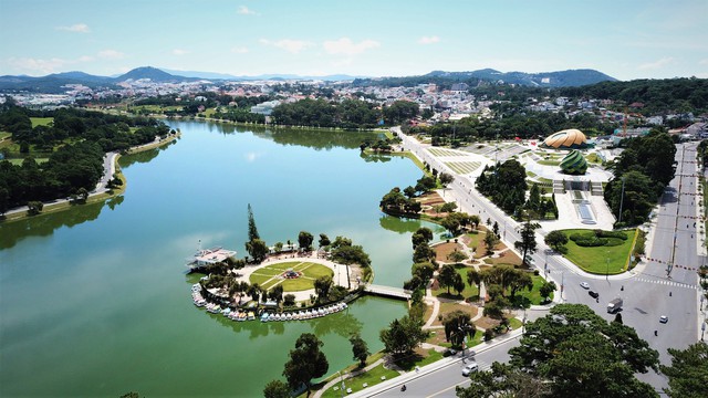 Lâm Đồng sẽ trở thành 'Thiên đường xanh' vào năm 2030 - Ảnh 1.