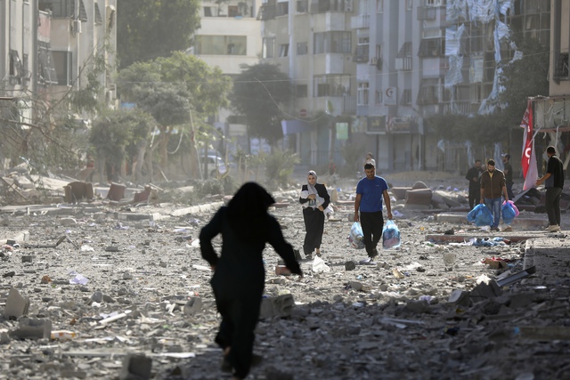Israel từ chối ngừng bắn, tiến sâu hơn vào Gaza - Ảnh 1. Israel từ chối ngừng bắn, tiến sâu hơn vào Gaza - Ảnh 1.