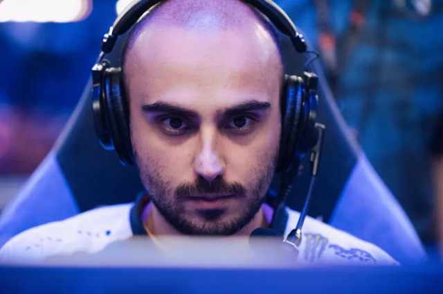 Top 10 tuyển thủ Dota 2 có thu nhập cao nhất mọi thời đại - Ảnh 4. Top 10 tuyển thủ Dota 2 có thu nhập cao nhất mọi thời đại - Ảnh 4.