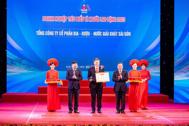 SABECO được vinh danh 'Doanh nghiệp tiêu biểu vì người lao động' - Ảnh 1. SABECO được vinh danh 'Doanh nghiệp tiêu biểu vì người lao động' - Ảnh 1.