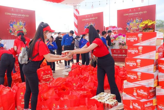 SABECO được vinh danh 'Doanh nghiệp tiêu biểu vì người lao động' - Ảnh 4. SABECO được vinh danh 'Doanh nghiệp tiêu biểu vì người lao động' - Ảnh 4.