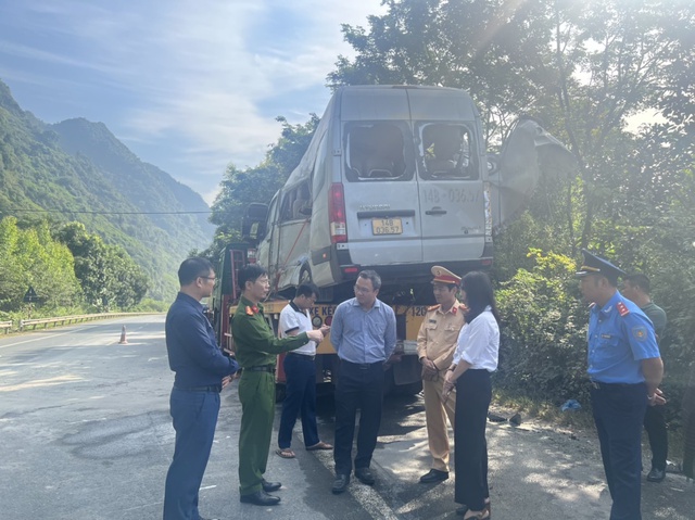 Tai nạn 5 người chết tại Lạng Sơn: Xe khách ngắt thiết bị giám sát hành trình - Ảnh 2. Tai nạn 5 người chết tại Lạng Sơn: Xe khách ngắt thiết bị giám sát hành trình - Ảnh 2.