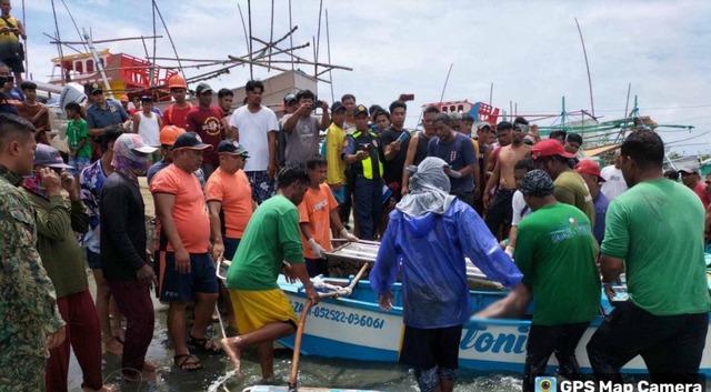 Tàu cá Philippines bị đâm chìm tại Biển Đông,àucáPhilippinesbịđâmchìmtạiBiểnĐôngngưdânthiệtmạ<strong>đạo tình</strong> 3 ngư dân thiệt mạng - Ảnh 1.
