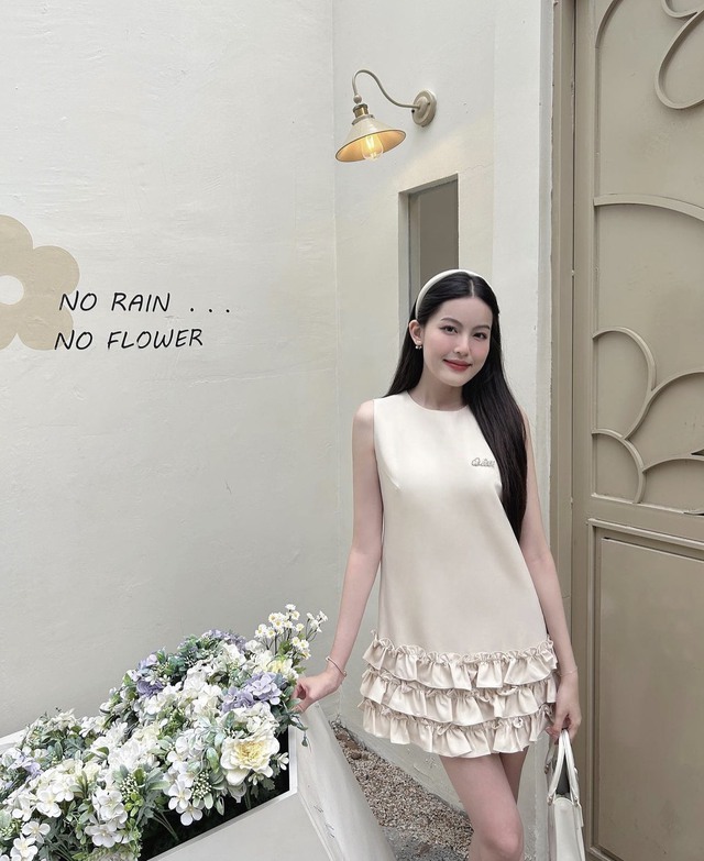 Muôn kiểu váy vóc giúp nàng che khuyết điểm hiệu quả - Ảnh 8. Muôn kiểu váy vóc giúp nàng che khuyết điểm hiệu quả - Ảnh 8.