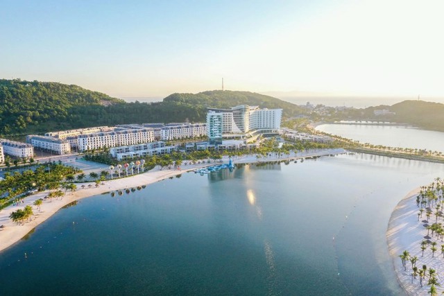 Du lịch Hải Phòng đứng trên thế 'kiềng ba chân' - Ảnh 2. Du lịch Hải Phòng đứng trên thế 'kiềng ba chân' - Ảnh 2.