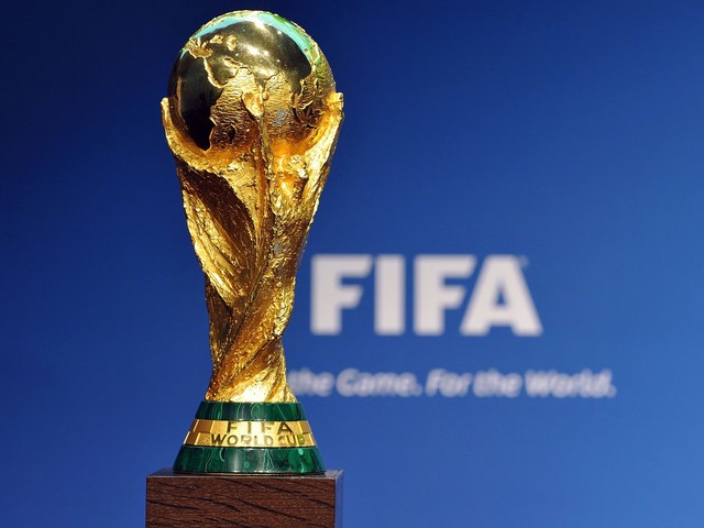 FIFA lần đầu tiên tổ chức World Cup ở 3 châu lục - Ảnh 1.