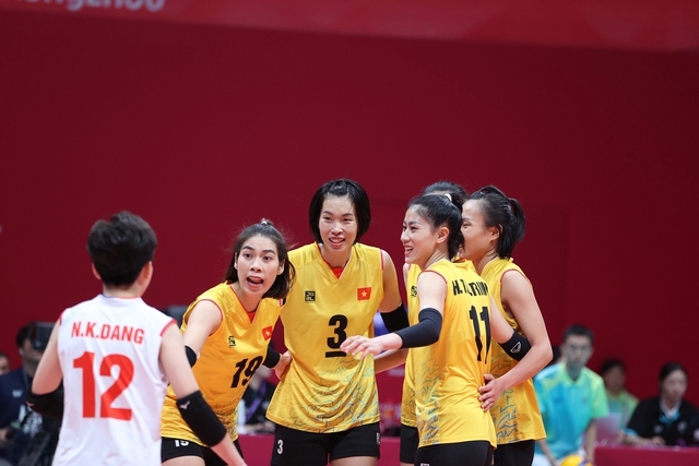 Bóng chuyền nữ Việt Nam muốn tạo 'địa chấn' ở bán kết - Ảnh 1. Bóng chuyền nữ Việt Nam muốn tạo 'địa chấn' ở bán kết - Ảnh 1.