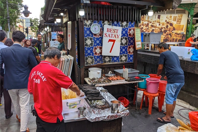 6 quầy hàng rong có món thịt nướng ngon nhất ở Singapore - Ảnh 4.