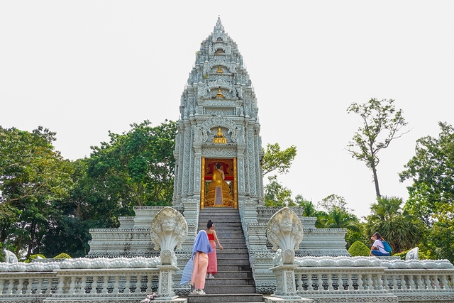 Ngôi chùa có tượng Phật nằm lớn nhất Việt Nam - Ảnh 2.
