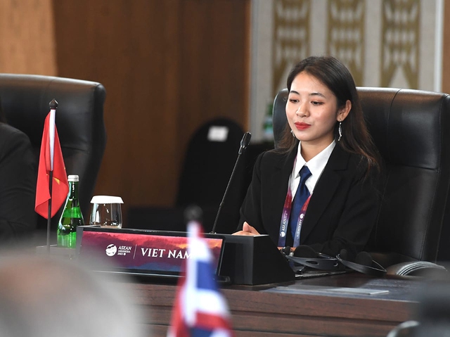 Nữ sinh miệt mài “chinh chiến” các chương trình giao lưu quốc tế - Ảnh 1. Nữ sinh miệt mài “chinh chiến” các chương trình giao lưu quốc tế - Ảnh 1.