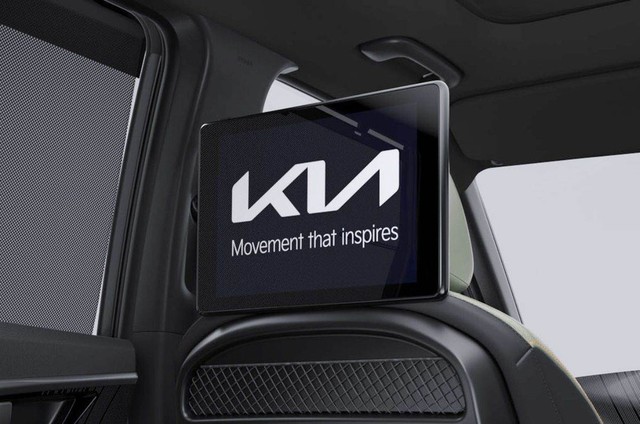 Kia Carens thêm bản X-Line, giá 555 triệu đồng - Ảnh 3. Kia Carens thêm bản X-Line, giá 555 triệu đồng - Ảnh 3.