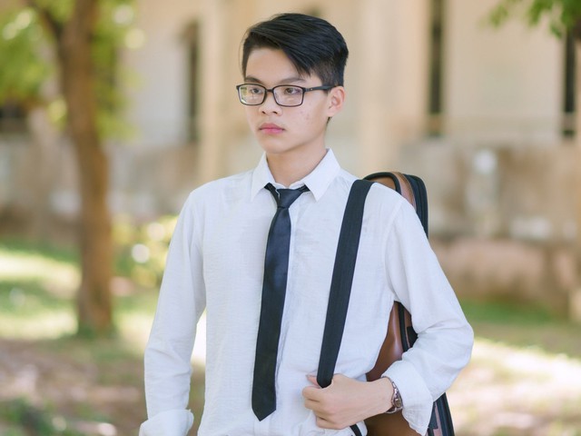 Chàng sinh viên Quảng Nam 'vươn lên' cùng lúa mạ quê nhà - Ảnh 1.