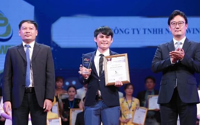 Năm 2022, Napowin ghi dấu ấn mạnh mẽ với giải thưởng danh giá Top 10 thương hiệu dẫn đầu Việt Nam năm 2022