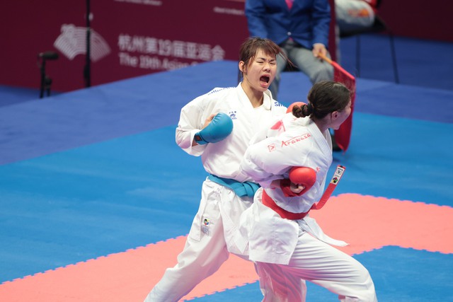 Nguyễn Thị Ngoan: 'Cô gái vàng' karate vượt qua nỗi đau, trở lại ngoạn mục ở ASIAD - Ảnh 4.