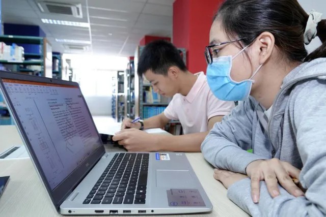 Giỏi Anh văn có nên theo ngành ngôn ngữ Anh? - Ảnh 1. Giỏi Anh văn có nên theo ngành ngôn ngữ Anh? - Ảnh 1.