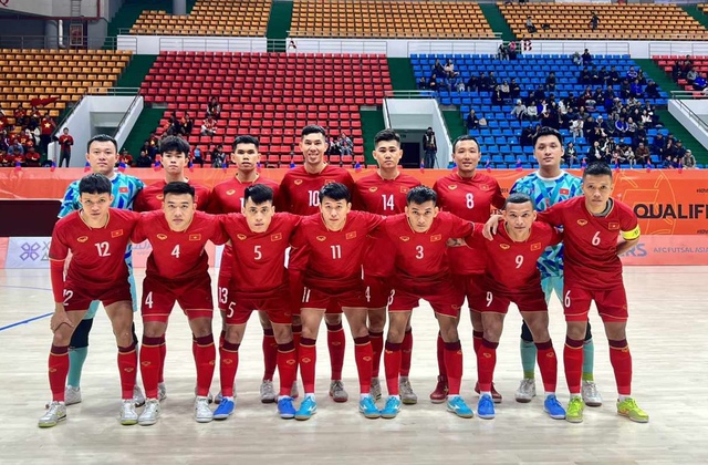 Đội tuyển futsal Việt Nam thắng đậm trận ra quân tại vòng loại giải châu Á 2024 - Ảnh 1.