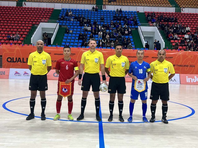 Đội tuyển futsal Việt Nam thắng đậm trận ra quân tại vòng loại giải châu Á 2024 - Ảnh 2.