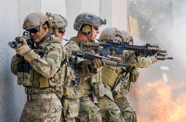 Army Plans Major Cuts to Special-Operations Forces - Ảnh 1.