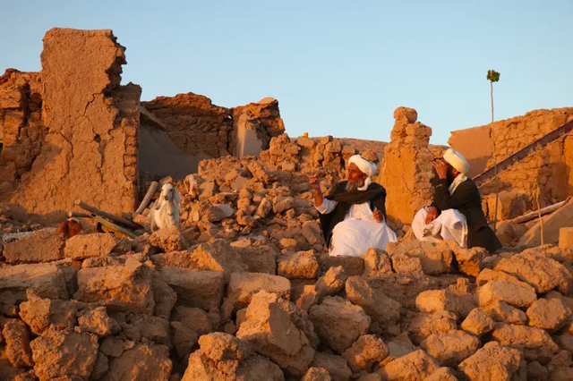 7 trận động đất gần như cùng lúc, người dân Afghanistan giờ ra sao? - Ảnh 3.