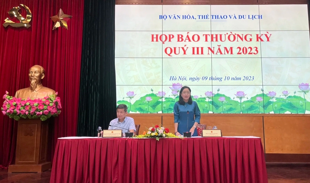 Bộ VH-TT-DL: 9 tháng đầu năm Việt Nam đón hơn 8,8 triệu lượt khách quốc tế - Ảnh 1.