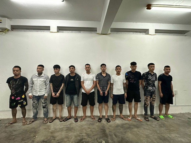 Phú Yên: Bắt giữ nhóm người cho vay lãi nặng - Ảnh 2.