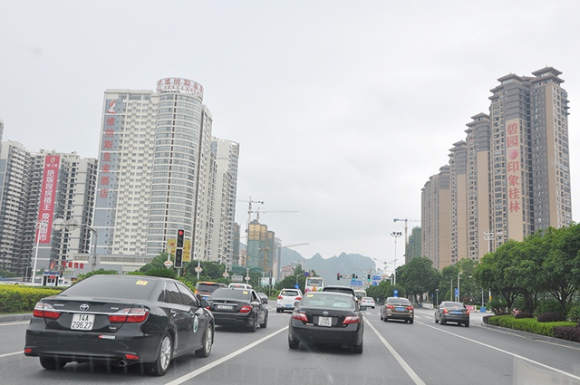 Dự kiến mở lại du lịch bằng xe tự lái từ Quảng Ninh -Trung Quốc - Ảnh 1.