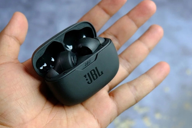 Khám phá tai nghe True Wireless JBL Wave Beam - Ảnh 2. Khám phá tai nghe True Wireless JBL Wave Beam - Ảnh 2.
