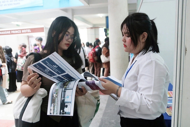 Thu nhập 20 triệu đồng/tháng trở lên liệu có dễ dàng ? - Ảnh 2. Thu nhập 20 triệu đồng/tháng trở lên liệu có dễ dàng ? - Ảnh 2.